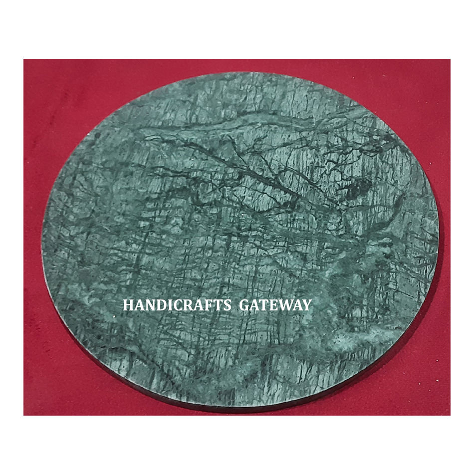 สีเทาเข้ม