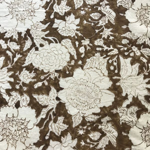 Tela de Algodón Estampada a Mano con Diseño Floral Mughal Vintage en Marrón y Marfil - Product Image 2