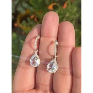Pendientes de Plata 925 con Cristal de Cuarzo, Elegantes y Modernos - Product Image 3