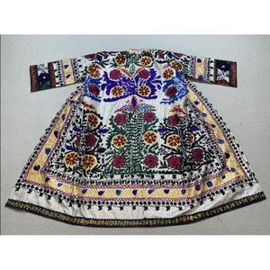 2024 มือปักSuzani Robe Uzbek Suzani Robeหลายสีเข็มขัดTie Coatชุดเครื่องแป้งชุดชายหาดสวมใส่ชุด - Product Image 4