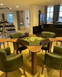 Mesa de Comedor Cuadrada Moderna, Muebles Comerciales para Restaurantes, Asientos de Madera para Cafeterías, para Áreas de Comedor de Hoteles y Cafeterías - Product Image 2