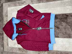 Venta al por mayor Sudaderas con capucha de los hombres de peso pesado de algodón Sudadera con capucha Rhinestone pegatina Imprimir Tamaño Oversize Streetwear con 2 tonos de color - Product Image 4