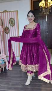 Vêtements ethniques indiens Vichitra soie avec broderie séquence Design travail haut bas avec fantaisie Vichitra soie Dupatta pour les femmes - Product Image 5