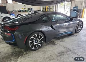 Clean 2015 BMW I8 Coupe AWD Volante a la izquierda Euro III - Product Image 3