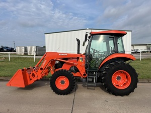 Tractor de Dos Ruedas Kubota M6060 4WD de 2018 - Product Image 2