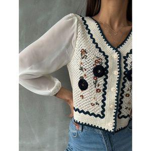Cárdigan Corto Abotonado para Mujer TOPSHOW, Tela de Guipur con Bordado de Encaje, Mezcla de Algodón y Poliéster, Azul Piedra, Modelo F0022 - Product Image 4