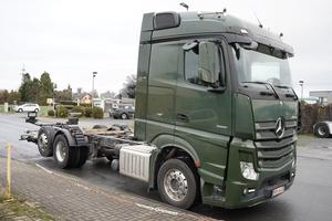 Neuf/occasion MERC EDES BE NZ ACTROS 2551 6X2 DIESEL COULEUR VERT Transmission automatique Norme d'émission Euro 6 - Product Image 2