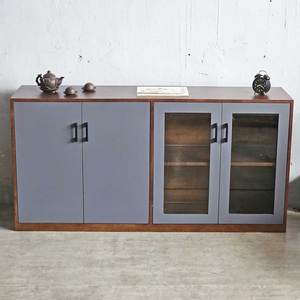 Archivador Moderno de Dos Niveles con Puertas de Vidrio Ajustables, Madera de Caucho THS68056 para Taller, Almacén o Dormitorio - Product Image 2