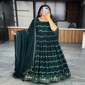Dernier Designer Faux Georgette Broderie Séquence Anarkali Robe Par FabZone - Product Image 4