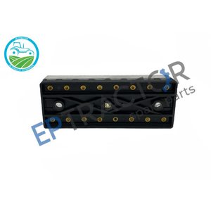 Boîte à fusibles AL14007 compatible avec les tracteurs John Deere 1020, 1120, 2020, 2120, 3120, 1030, 1130, 1630 - Product Image 4