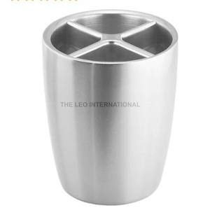 Porte-brosse à dents de style luxueux tendance, en métal aluminium, finition argentée, accessoires de salle de bain de haute qualité - Product Image 1