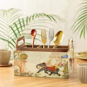 Porta Cucharas Clásico de Madera de Tres Niveles con Diseño Decorativo, Superficie Pulida Lisa para Exhibición en Mesa de Cocina, Económico - Product Image 2