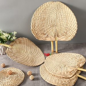 Abanico de Mano Tradicional de Bambú Mini con Hoja de Palma y Rafia, Abanico Vietnamita Tallado para Bodas de Verano - Product Image 4