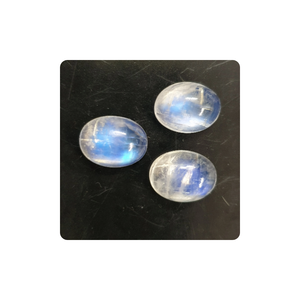 Vente en gros cabochon de pierre de lune arc-en-ciel bleu de qualité supérieure pour la fabrication de bijoux 10x12mm Alif International Third - Product Image 1