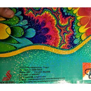 Etiqueta Holográfica Metalizada Autoadhesiva Personalizable, Resistente al Agua, de PET, BOPP, PVC, VINYL para Cosméticos, Superficie Laminada - Product Image 1