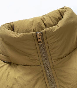 Vestes brillantes pour hommes, vestes bomber élégantes de style streetwear avec col montant, service OEM pour vêtements décontractés, vestes pour hommes - Product Image 4