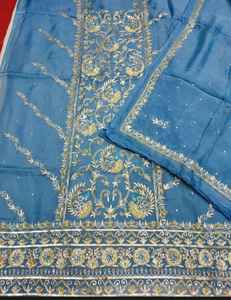 Trajes de Seda Modernos de Diseño, Sin Coser, Bordados a Mano, Hermosos y de Primera Calidad, Estilo Indio de Vanguardia para Mujer, Talla Única - Product Image 1