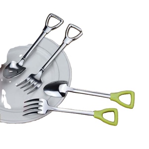 Nouvel ensemble de couverts à salade en acier inoxydable de luxe avec poignée au look moderne unique ustensiles de service de haute qualité restaurant de mariage maison - Product Image 1