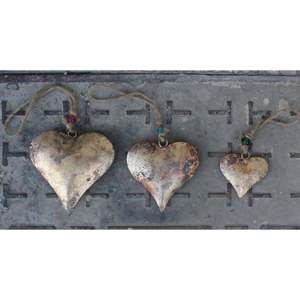 Ensemble de 15 Ornements Muraux Artisanaux en Métal Doré Antique, Style Rustique Indien, Cœurs Décoratifs, Objets de Collection, Cadeaux - Product Image 5