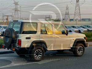 Toyota Land Cruiser Serie 76 LX SUV 2026, Basso Chilometraggio, Guida a Sinistra, Fari LED, Tetto Panoramico - Product Image 3