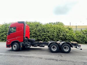 รถดัมพ์540ดีเซล2023ยูโร6 Volvo FH พร้อมเกียร์อัตโนมัติระบบขับเคลื่อนไฮดรอลิก6x4สภาพการใช้งานจัดส่งฟรี