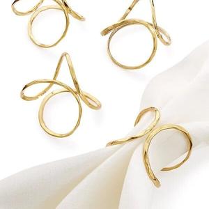 Anneau de serviette en métal au design élégant en feuille d'or, accessoire de table de luxe fait à la main pour les dîners, les mariages, les hôtels, les restaurants et les maisons haut de gamme - Product Image 2