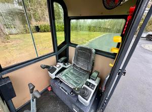 ENVÍO GRATUITO Miniexcavadora Hidráulica AGT MY50R de 27 HP con Cuchilla de Retroexcavación de 51 Pulgadas y Cucharón de Excavación de 16 Pulgadas con Dientes, Control Piloto, Aprobada por la EPA y la CE - Product Image 3