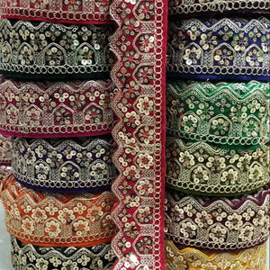 Encaje de Jacquard Floral de lujo hecho a medida, encaje decorativo multicolor para ropa nupcial y étnica para clientes de boutique - Product Image 1