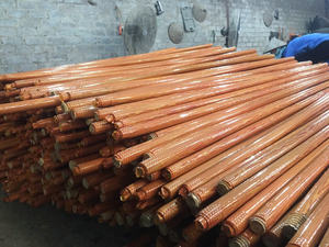 Balais en bois de bonne qualité et en grande quantité / Bâtons en bois / Manches de balai en bois au Vietnam - Product Image 4