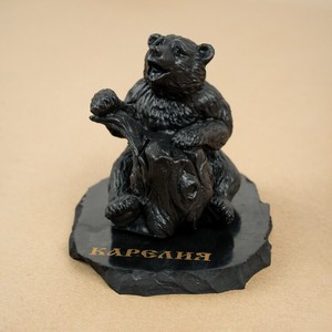 Estatuilla Shungite Oso con tocón de árbol - Product Image 1
