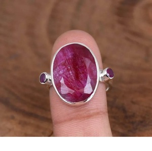 Bague en argent 925 rubis avec triple pierre cadeau de fiançailles de style bohème bague de pierres précieuses religieuses chrétiennes - Product Image 1