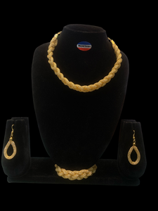 Ensemble de bijoux en alliage d'or vintage collier et bracelet à maillons larges à mailles à la mode pour les mariages et les fêtes cadeau - Product Image 2