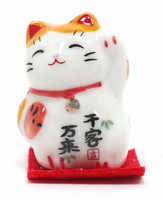 Juego de 3 Imanes de Refrigerador de Cerámica Art Deco Maneki Neko (Gato de la Suerte) de Japón