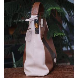 Quality Product Djoen <b>Leather</b> <b>Hobo</b> <b>Bag</b> Triple-Tone Genuine <b>Leather</b> Shoulder <b>Bag</b> for Timeless Everyday Style From Indonesia - Product Image 5