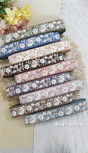 เครื่องปักริบบิ้นและเชือกผูกรองเท้าในรูปแบบดอกไม้และในเก้าสีสำหรับชุดแต่งงาน - Product Image 2