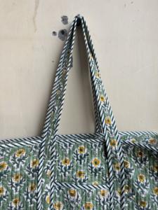 Bolso grande de algodón acolchado con volantes, ecológico, sostenible, resistente, para compras de comestibles, hecho a mano, bloque Vintage impreso Boho - Product Image 3