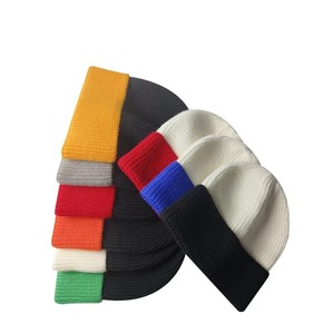 2025 diseños Jacquard 100% lana Unisex gorros de invierno suave cálido gorro de punto para hombres y mujeres suministro a granel al por mayor en los EE. UU. - Product Image 5