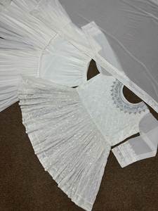 Top de cuello redondo de color blanco especial para bodas y fiestas y Sharaar para ropa de mujer elegante y sexy de SHREE INDIAN EXPORTS - Product Image 4