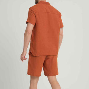 Ensemble d'été pour homme : Polo gaufré à manches courtes respirant en coton tricoté de couleur unie, avec t-shirt et short assortis – Ensemble 2 pièces - Product Image 2