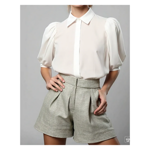 Camisa de fabricante de moda de Vietnam para mujer OEM ODM Material sostenible Ajuste personalizado Aspecto elegante Prenda lavable lista - Product Image 1