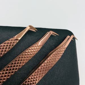 Pince à épiler professionnelle personnalisable pour extension de cils en acier inoxydable durable - Product Image 2