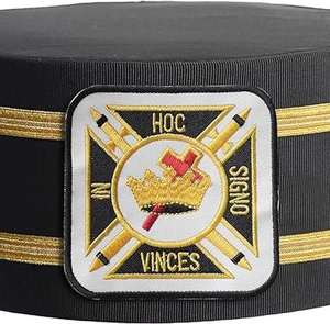 Gorro de la Orden de los Caballeros Templarios - Negro con Dos Trenzas Doradas, Tipo de Tela Rayón Negro, Origen Importado - Product Image 3