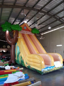 Toboggan gonflable en PVC sur le thème de la forêt pour enfants, amusement de glisse dans les parcs de trampoline et les centres commerciaux - Product Image 3