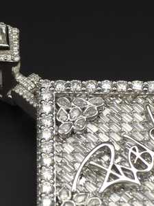 จี้เพชรโมอิสซาไนต์ทรงกลมและทรงบาแกตต์แบบ Iced Out เกรด VVS ประดับบนตัวเรือนเงินแท้ 925 ชุบโรเดียม สไตล์ฮิปฮอป - Product Image 6