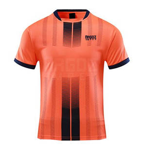 Maillot de football 100% polyester personnalisable doux et nouveau design vêtements d'équipe vêtements de football en gros - Product Image 1