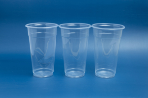 Vasos de Plástico PET de 24oz y 30oz con Tapas, Desechables, para Café Frío, Leche, Refrescos, Bebidas para Llevar - Product Image 3
