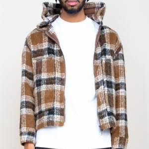 Streetwear de printemps personnalisé OEM Vestes cargo décontractées en nylon pour hommes légers Coupe-vent personnalisé pour hommes - Product Image 4