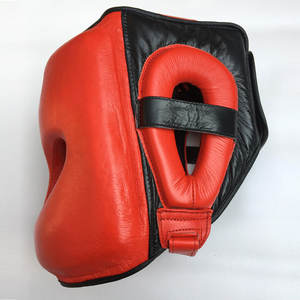 อุปกรณ์ป้องกันศีรษะสำหรับชกมวยแบบเต็มหน้า ผลิตตามสั่ง ปี 2026 ทำจากหนังวัวแท้ ระบายอากาศได้ดี ผลิตจากวัสดุที่ดีที่สุด - Product Image 3