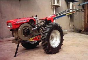 การทำฟาร์มอย่างง่ายดายด้วยรถไถเดินตามขนาดเล็ก 2 ล้อขับเคลื่อน 10 แรงม้า พร้อมเกียร์และปั๊ม - Product Image 3