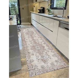 พรมกำมะหยี่พิมพ์ลายเหรียญสไตล์วินเทจพรมกำมะหยี่หรูหราสีเบจและน้ำตาล - Product Image 4